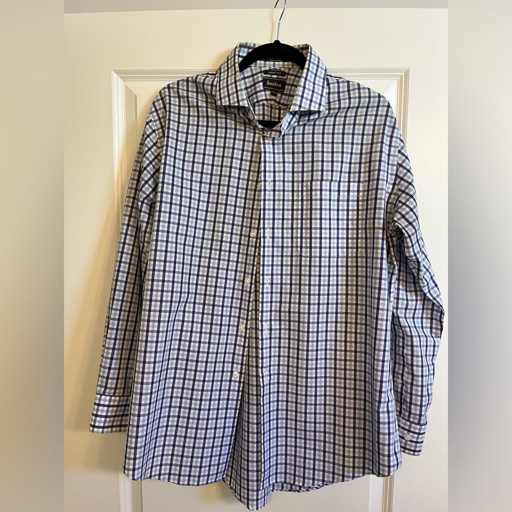 Neiman Marcus trim fit dress shirt